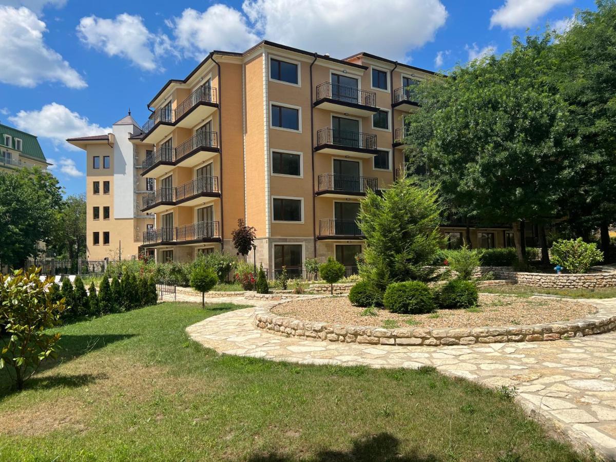 Ramay Rooms Saints Constantine and Helena Exteriör bild
