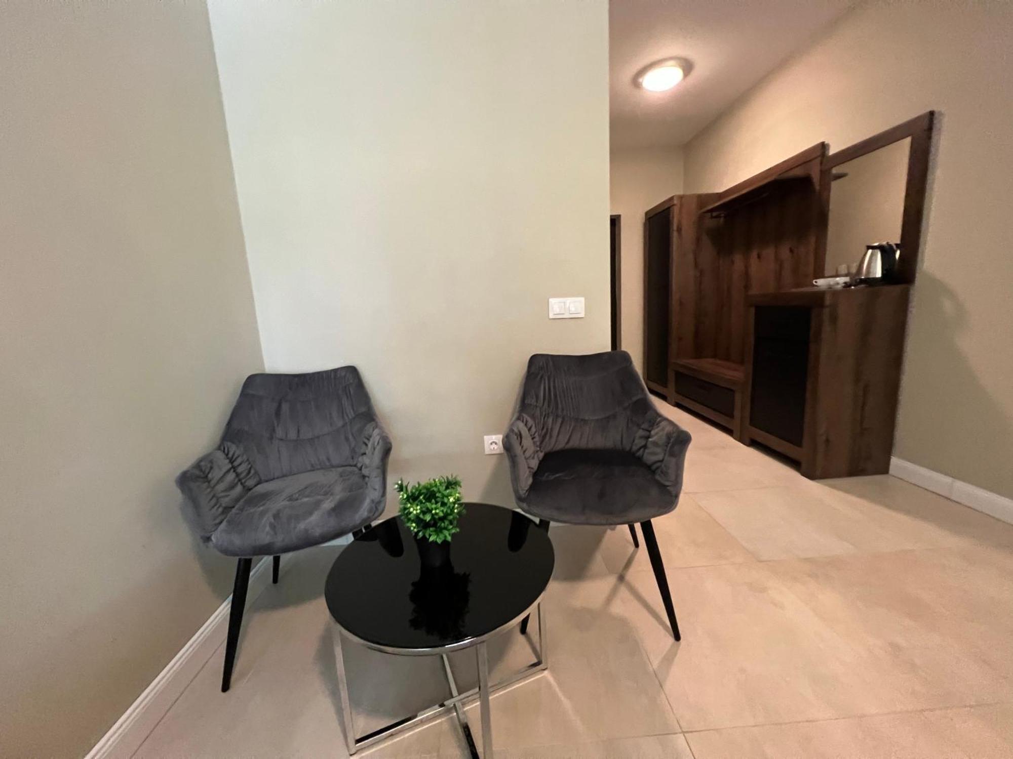 Ramay Rooms Saints Constantine and Helena Exteriör bild