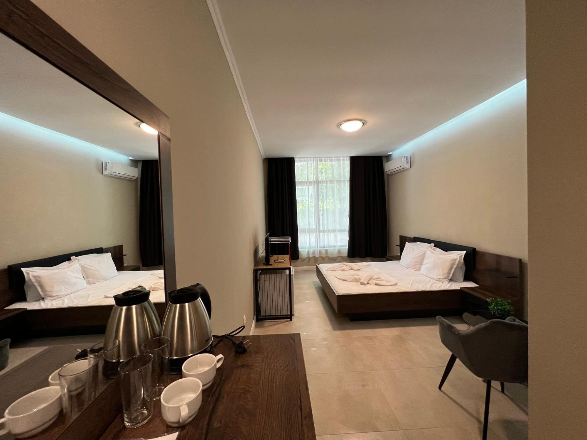 Ramay Rooms Saints Constantine and Helena Exteriör bild