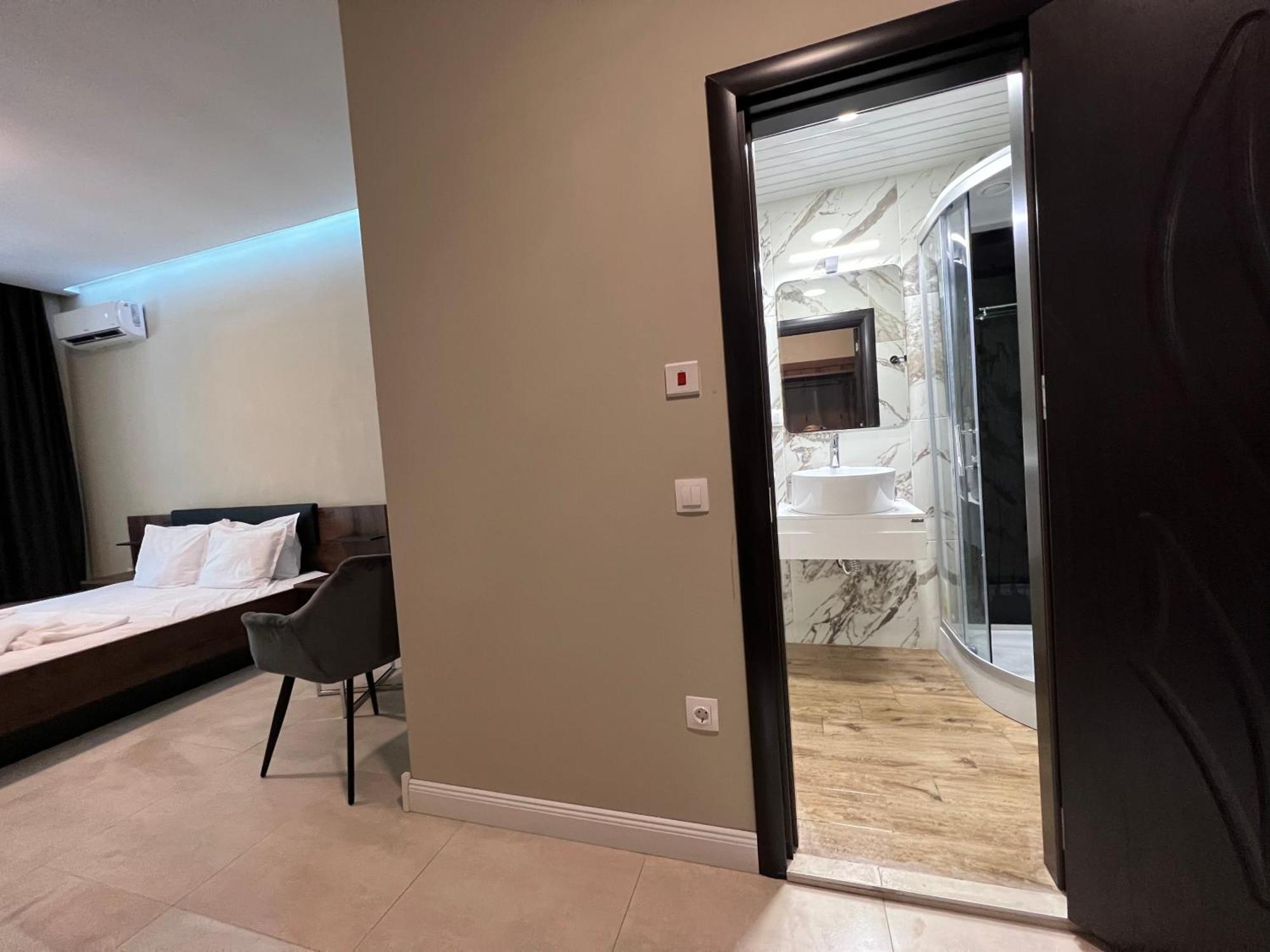 Ramay Rooms Saints Constantine and Helena Exteriör bild