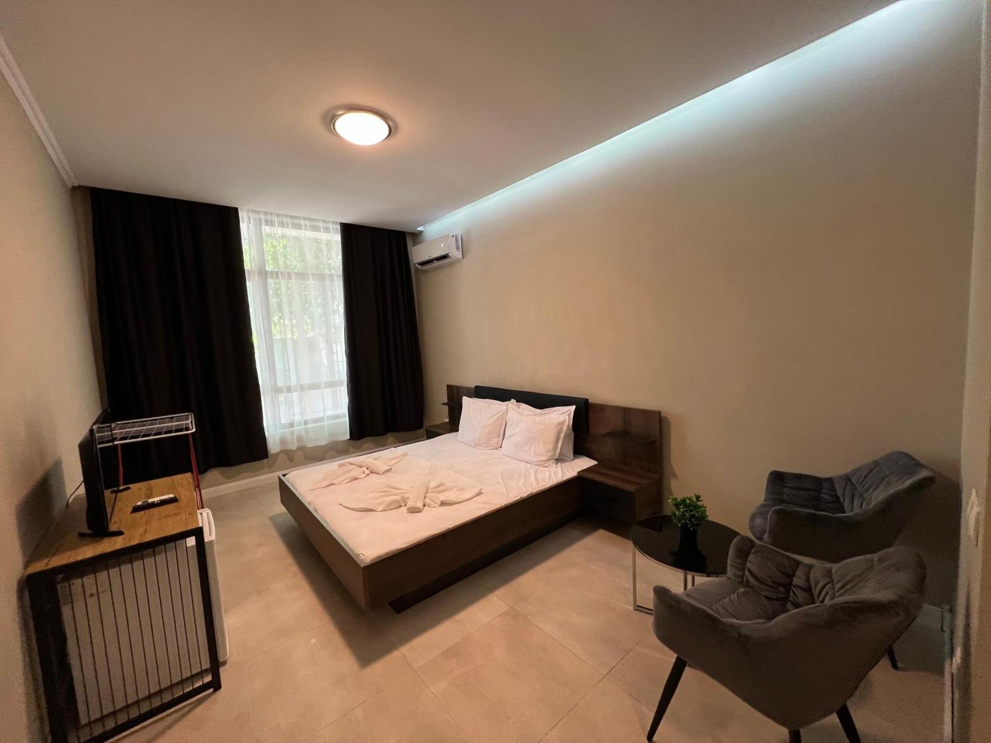 Ramay Rooms Saints Constantine and Helena Exteriör bild